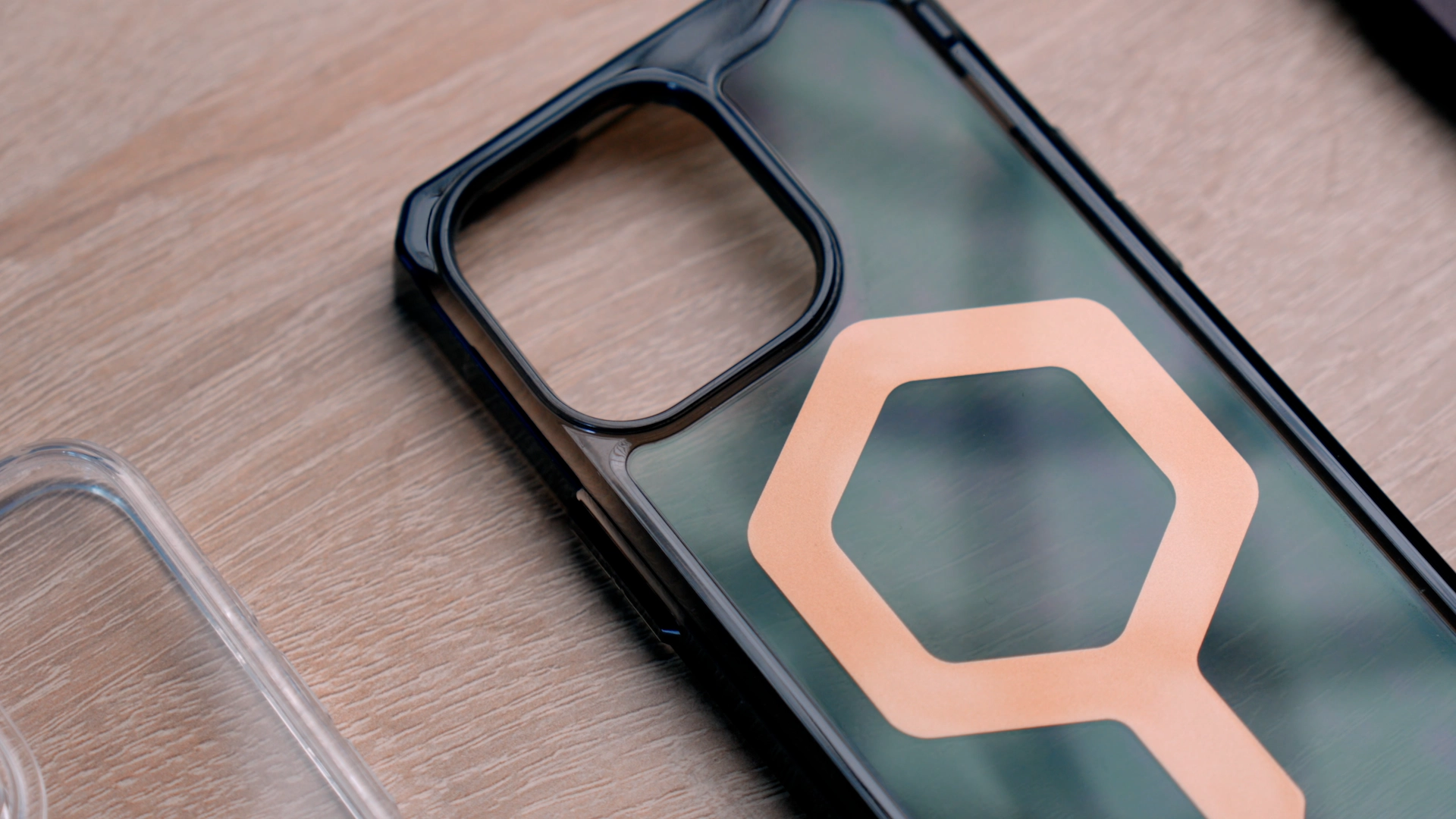 iphone-15-pro-max-etui